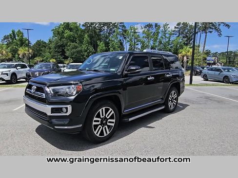 Used 2018 Toyota 4Runner Limited AWD/4WD image 35