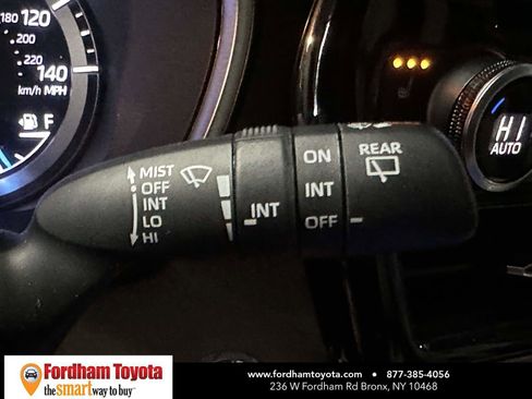 Used 2023 Toyota Highlander XLE image 33