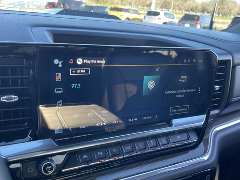 Used 2024 Chevrolet Silverado 1500 LT Trail Boss w/ Convenience Package II image 25