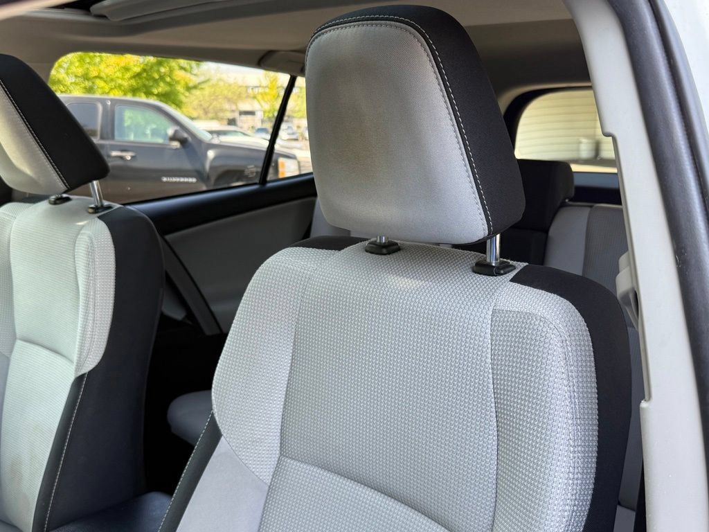 Used 2018 Toyota RAV4 XLE w/ All Weather Liner Package FWD image 3