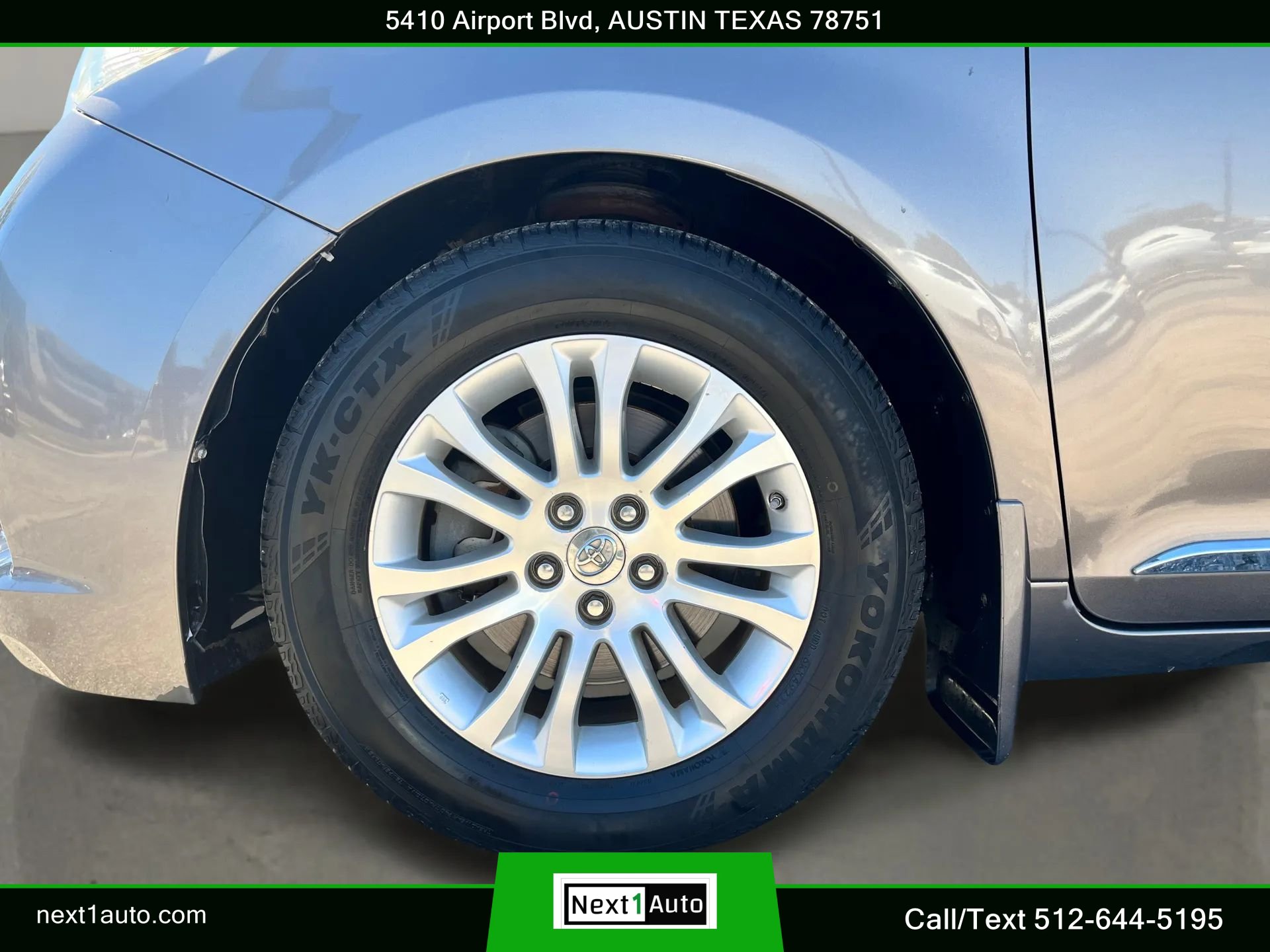 Used 2014 Toyota Sienna XLE w/ Entertainment Package FWD image 43