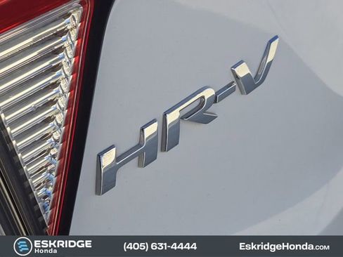 Used 2022 Honda HR-V EX image 12