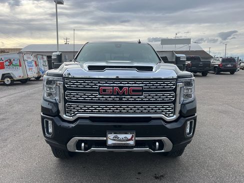 Certified 2022 GMC Sierra 3500 Denali w/ Denali Ultimate Package image 8