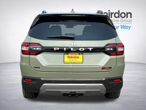 Used 2026 Honda Pilot TrailSport image 6