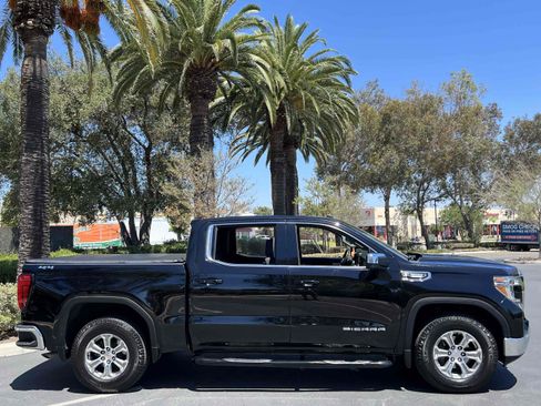 Used 2020 GMC Sierra 1500 SLE w/ SLE Value Package AWD/4WD image 15
