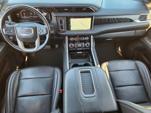 Certified 2022 GMC Yukon Denali image 28