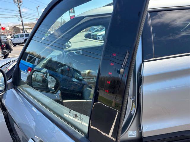 Used 2022 Ford Explorer ST w/ ST Street Pack AWD/4WD image 9