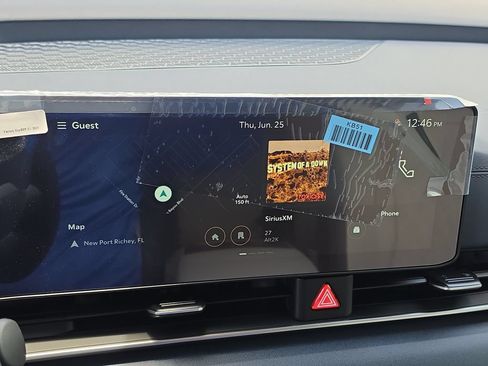 New 2026 Kia Carnival EX FWD image 24