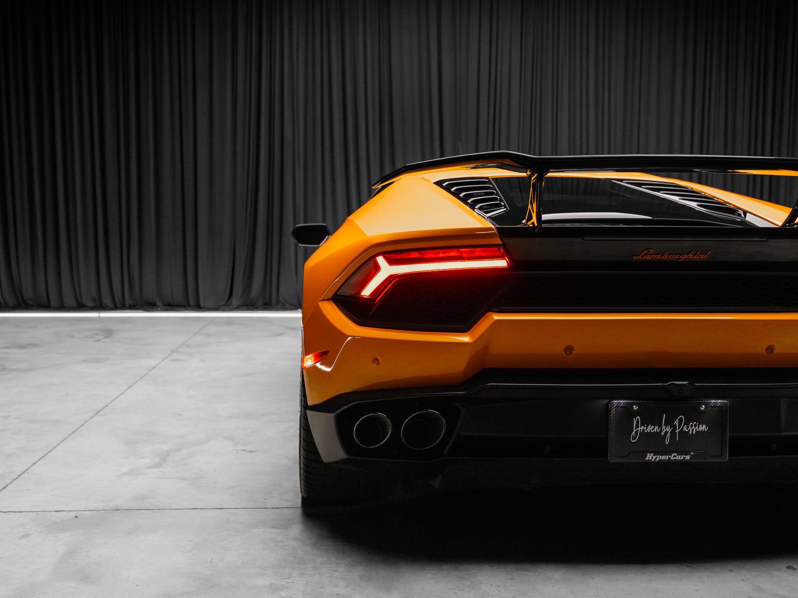 Used 2018 Lamborghini Huracan LP 580-2 RWD image 43