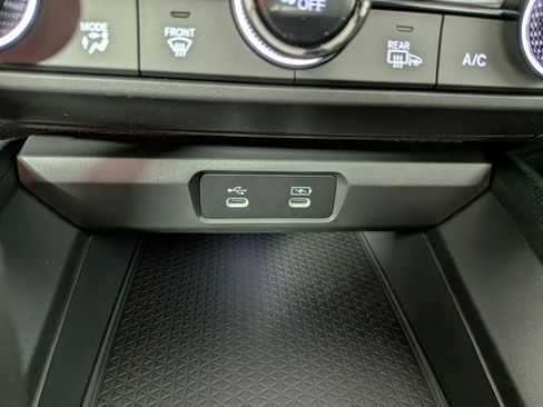 New 2025 Honda Accord SE image 9