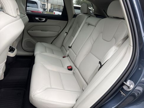 Used 2026 Volvo XC60 B5 Ultra w/ Protection Package Premier AWD/4WD image 38
