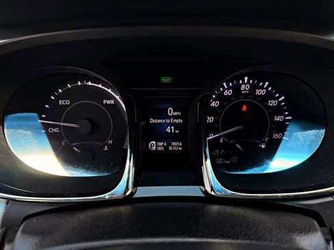 Used 2013 Toyota Avalon Limited FWD image 13
