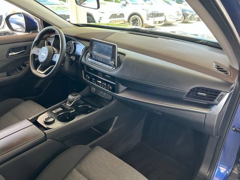 Certified 2023 Nissan Rogue SV AWD/4WD image 21