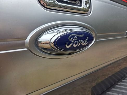 Used 2013 Ford F150 Platinum image 4