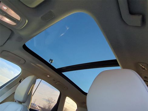 New 2026 Volvo XC60 B5 Ultra w/ Protection Package Premier image 10