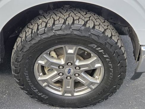 Used 2021 Ford F150 XLT w/ Equipment Group 302A High image 5