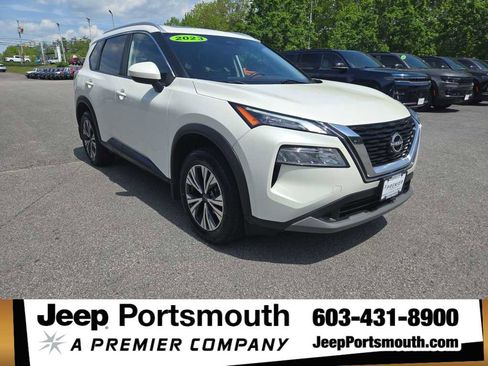 Used 2023 Nissan Rogue SV w/ SV Premium B Package AWD/4WD image 1