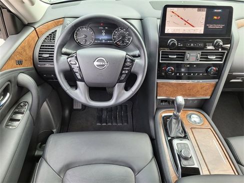 Used 2024 Nissan Armada SL w/ Captain's Chairs Package image 14