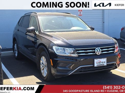 Used 2018 Volkswagen Tiguan S w/ 3rd Row Seat Package image 1