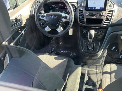 Used 2022 Ford Transit Connect XL image 17