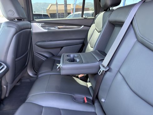 Used 2023 Cadillac XT6 Sport w/ Technology Package AWD/4WD image 21