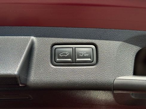 Certified 2023 Kia Telluride EX w/ EX Captain's Chair Package image 18