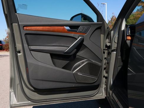 Used 2023 Audi Q5 2.0T Premium Plus image 25