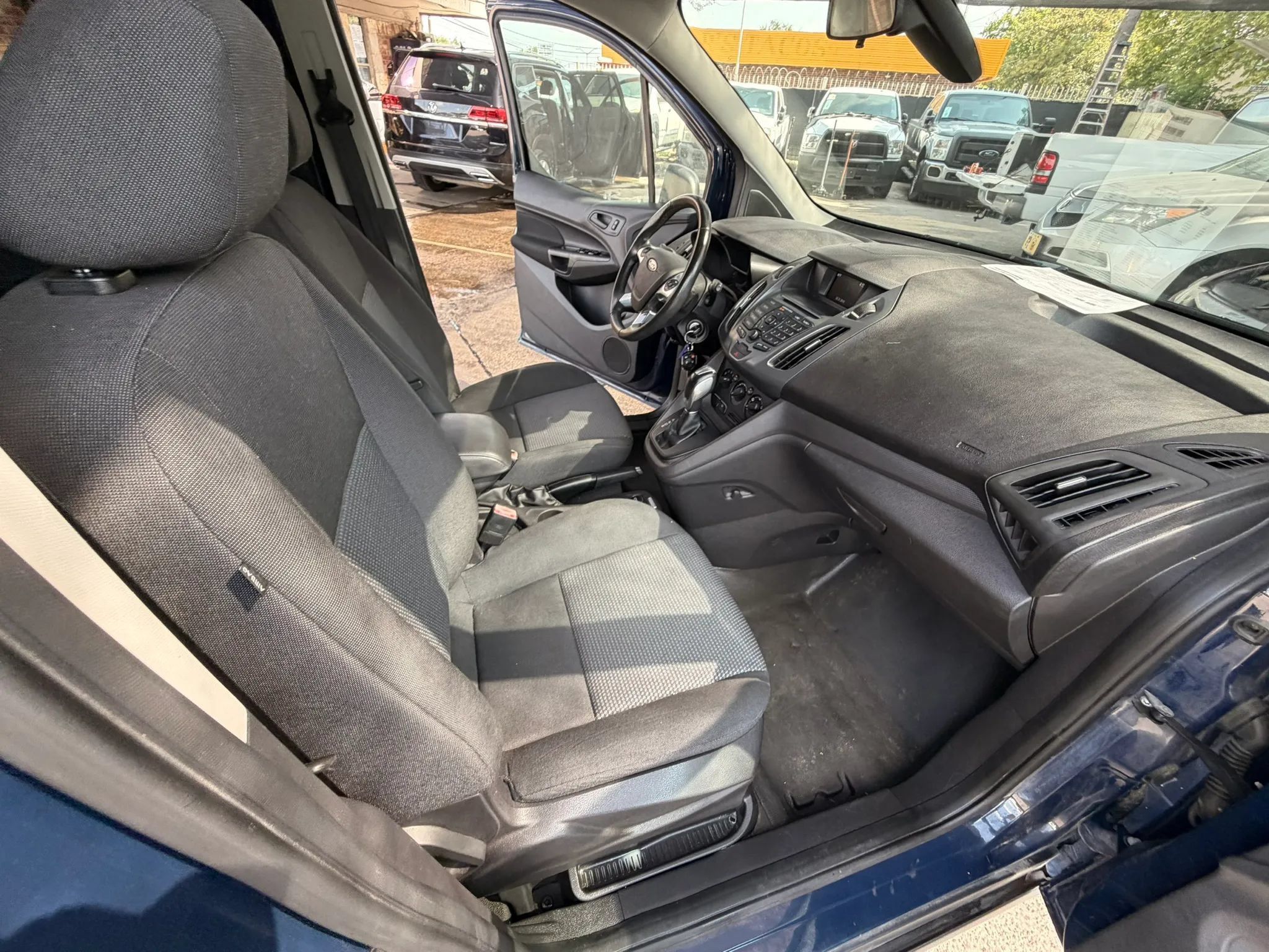Used 2016 Ford Transit Connect XL FWD image 30