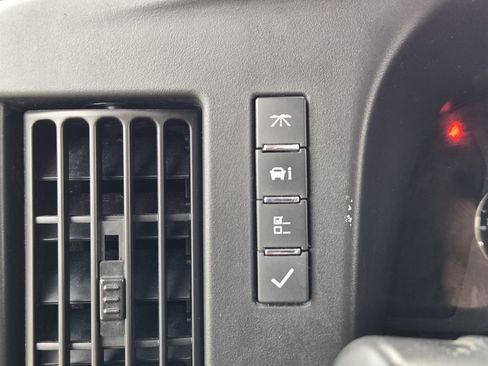 Used 2020 Chevrolet Express 2500 w/ Communications Package RWD image 23