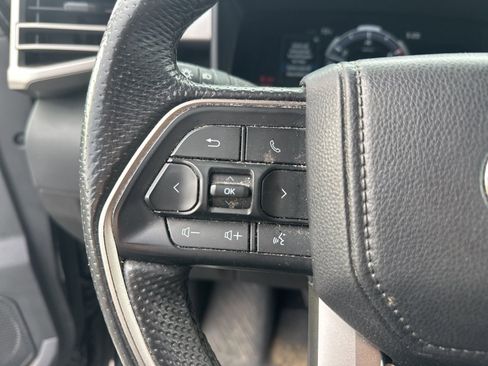 Used 2025 Toyota Tundra Limited image 8