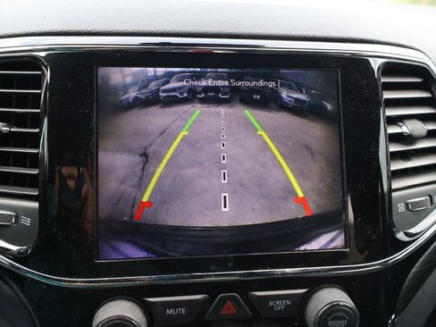 Used 2020 Jeep Grand Cherokee Altitude RWD image 30