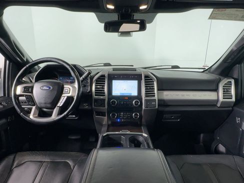 Used 2017 Ford F250 Platinum w/ Platinum Ultimate Package image 15