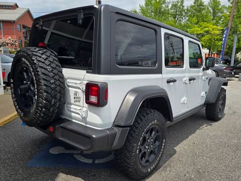 Used 2023 Jeep Wrangler Unlimited w/ Cold Weather Group AWD/4WD image 31