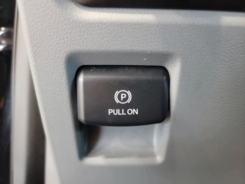 Used 2025 Ford F150 XLT w/ Equipment Group 301A Standard AWD/4WD image 16