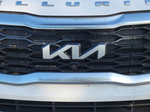 Used 2022 Kia Telluride SX w/ SX Prestige Package image 10