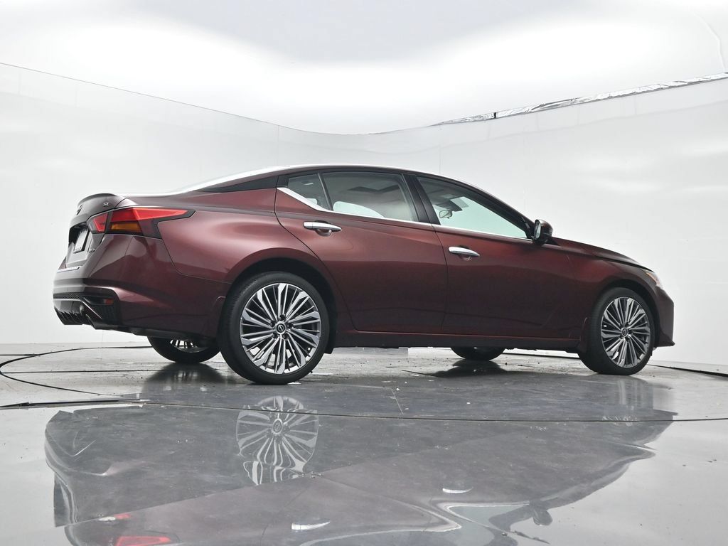 Used 2023 Nissan Altima 2.5 SL AWD/4WD image 20