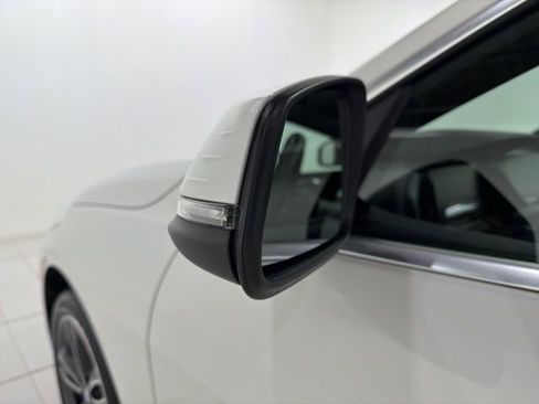 Certified 2022 BMW 228i xDrive Gran Coupe w/ Convenience Package AWD/4WD image 9
