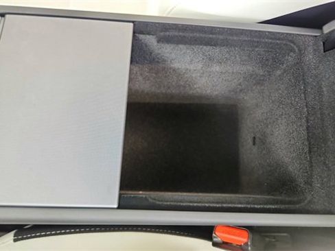 Used 2026 Tesla Model Y Long Range image 49