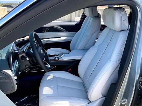 New 2026 Cadillac Lyriq Premium Luxury w/ LPO, Floor Liner Package AWD/4WD image 12
