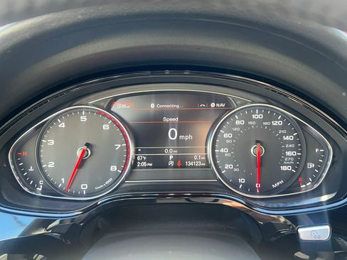 Used 2016 Audi A8 L 4.0T image 11