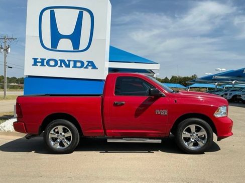 Used 2019 RAM 1500 Express w/ Express Value Package RWD image 2