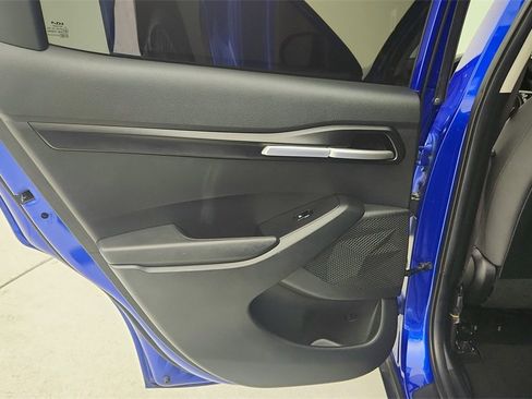 Used 2023 Kia Seltos LX image 27