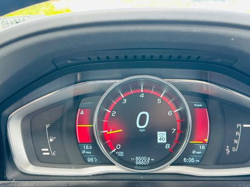 Used 2015 Volvo XC60 T5 Premier Plus FWD image 24