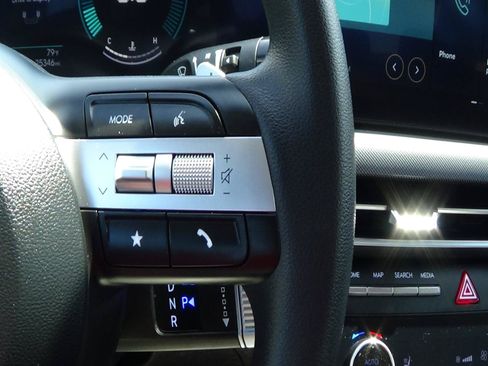Used 2025 Hyundai Sonata SEL FWD image 21