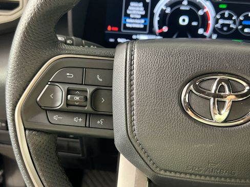 Used 2026 Toyota Tundra Limited w/ Limited PVM Package AWD/4WD image 18