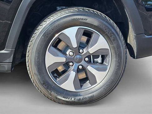 Used 2022 Jeep Grand Cherokee Limited 4xe AWD/4WD image 29