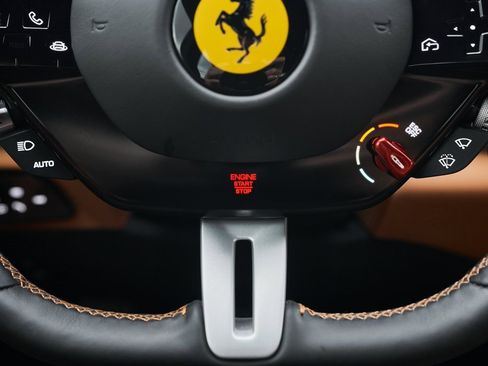 Used 2025 Ferrari Purosangue image 69