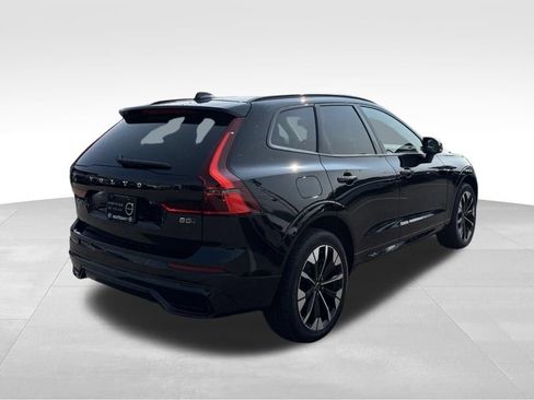 Used 2026 Volvo XC60 B5 Plus w/ Climate Package AWD/4WD image 39