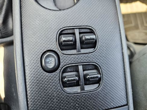 Used 2006 Jeep Liberty Sport AWD/4WD image 15