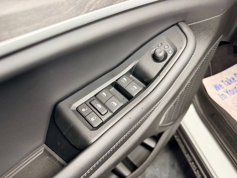 New 2026 Jeep Grand Cherokee L Limited AWD/4WD image 4